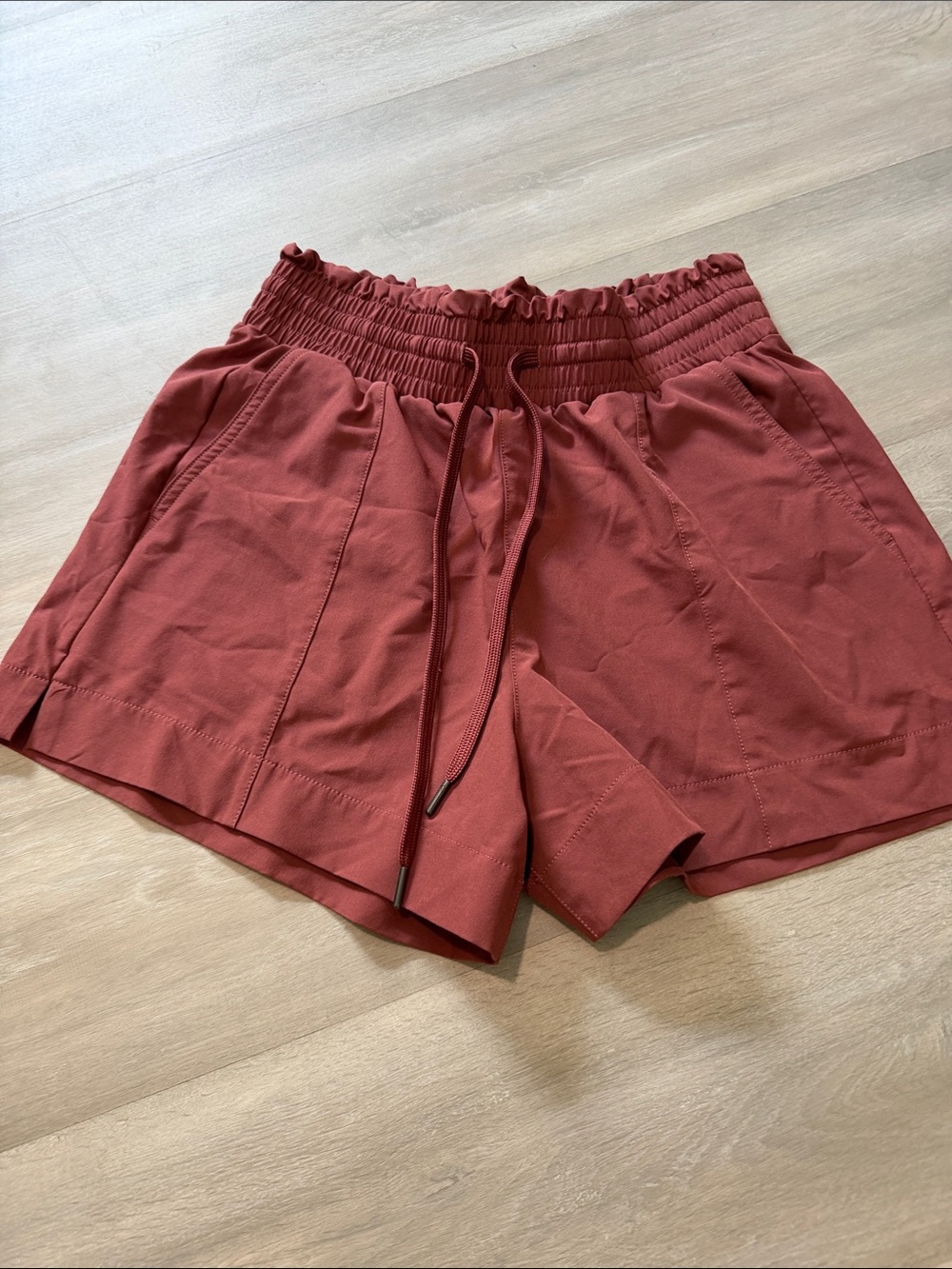 Abercrombie & Fitch Women's Rust Red High-Waist Drawstring Shorts size small